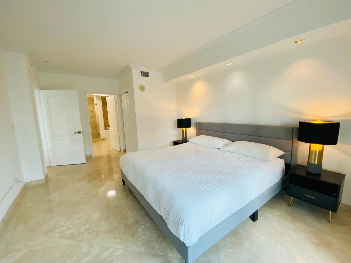 The King David Condos Miami Beach Bagian luar foto
