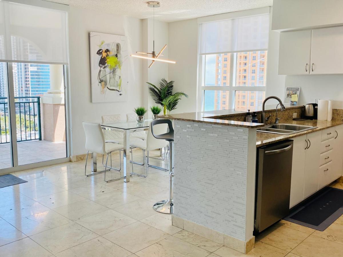 The King David Condos Miami Beach Bagian luar foto